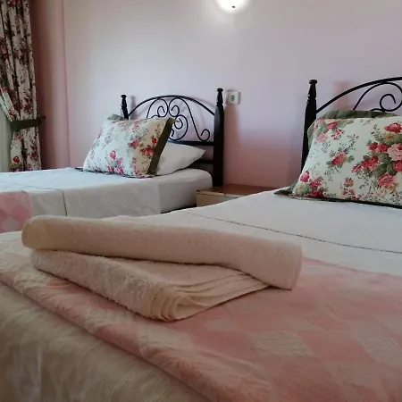 Maviev Otel Çeşme