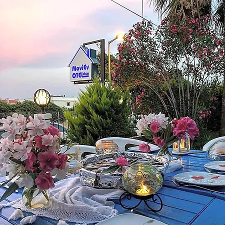 Hotel Maviev Çeşme
