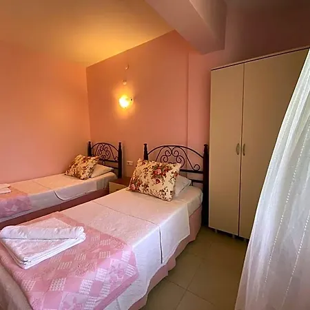 Maviev Otel 3*
